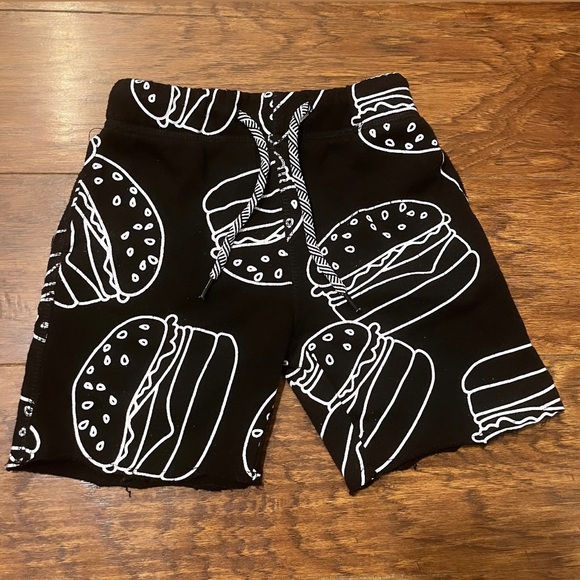Appaman Boys 2T Camp Shorts - Burger Deluxe - Picture 1 of 2